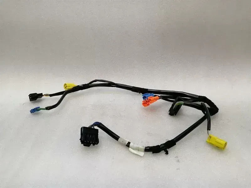 Porsche 911 (997) Porsche 911 997 Roll Bar Wiring 99761269600 Roll Bar Wiring Harness Convertible Body type: Convertible
Fuel: Petrol