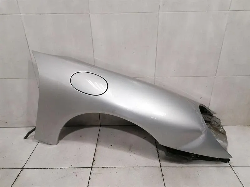 Porsche 911 996 MK2 Right Wing 99650303205 Front Right Fender FAULTY 02-05