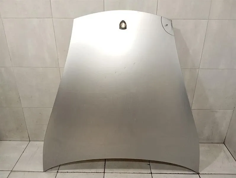 Porsche 911 996 Bonnet 99651101102 Bonnet Faulty