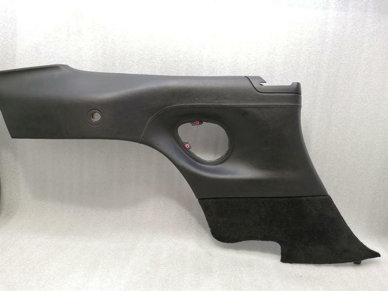Porsche 911 (996) Porsche 911 996 99655507107 top coupe leather side panel quarter cover left Body type: Coupe
Fuel: Petrol