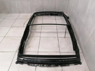 Porsche 911 996 Рамка на шибедах Targa с дефект 99656290501 Рамка на шибедах