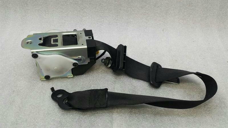 Mercedes-Benz SLK (R171) Front seatbelt Mercedes SLK350 R171 front seat belt A171860028...