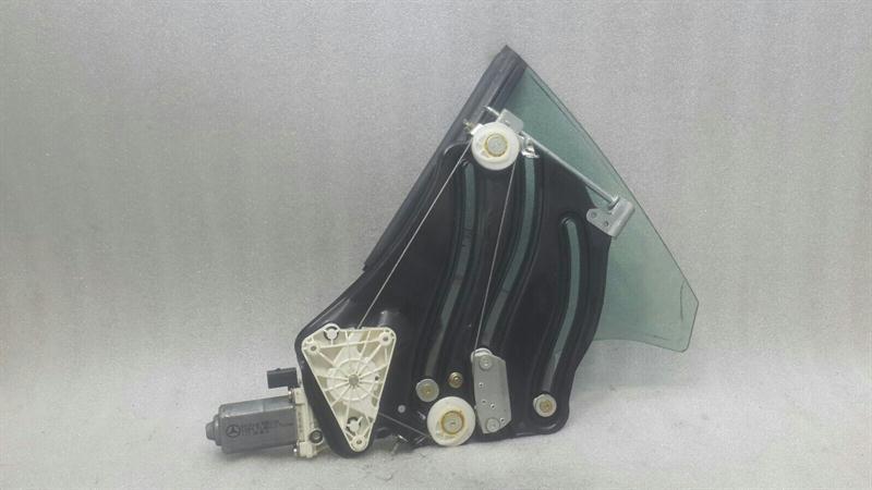 Mercedes-Benz SLK (R171) Left Rear Door Winder Mercedes SLK R171 RLH Door Winder A1726700303 W...