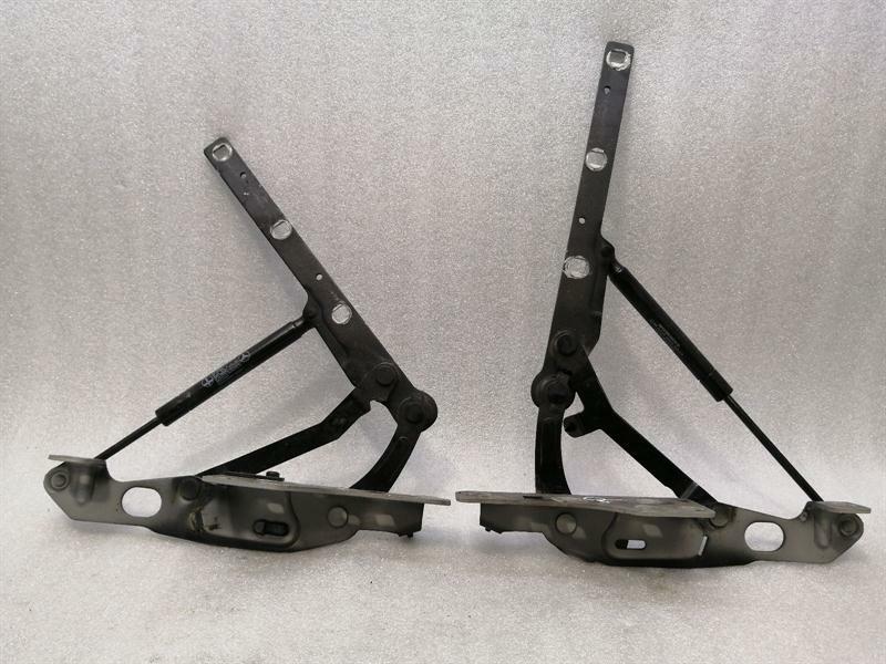 Mercedes-Benz CLA (C174 / C178) 2025-... Mercedes SL R230 Bonnet hinge set A2308800128 hood hinge set