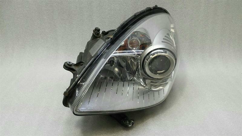 Mercedes-Benz SLK (R171) Left Headlamp Mercedes SLK R171 RHD Left Headlamp A1718201561...