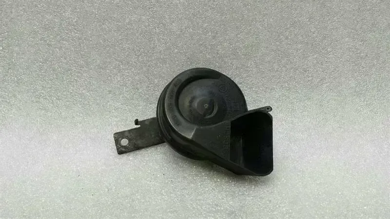 Mercedes-Benz SLK (R171) äänitorvi Mercedes SLK R171 Horn A0055422420 Horn Fanfare...