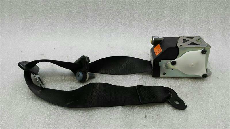 Mercedes-Benz SLK (R171) Front seatbelt Mercedes SLK R171 right seat belt A1718600285 s...