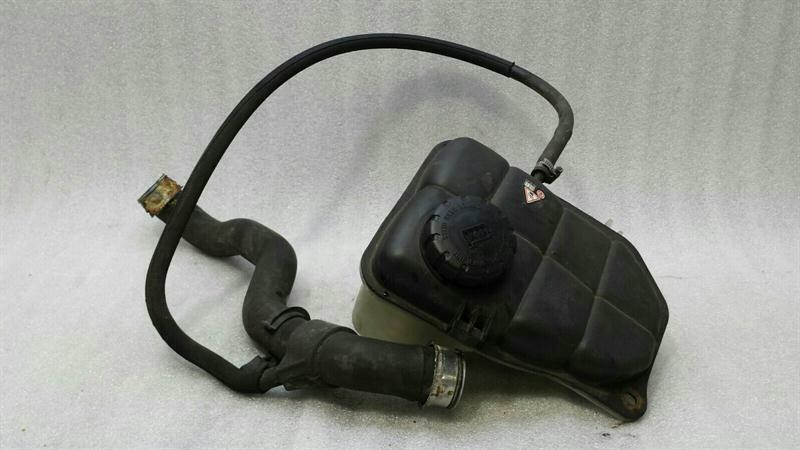Mercedes-Benz CLK (W209) Mercedes CLK W209 expansion tank A2035000049 expansion tank coolant Body type: Coupe
Fuel: Petrol