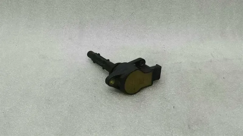 Mercedes-Benz CLK (W209) Mercedes CLK W209 Ignition Coil A2729060060 Ignition Coil M272 V6 CLK350 Body type: Coupe
Fuel: Petrol