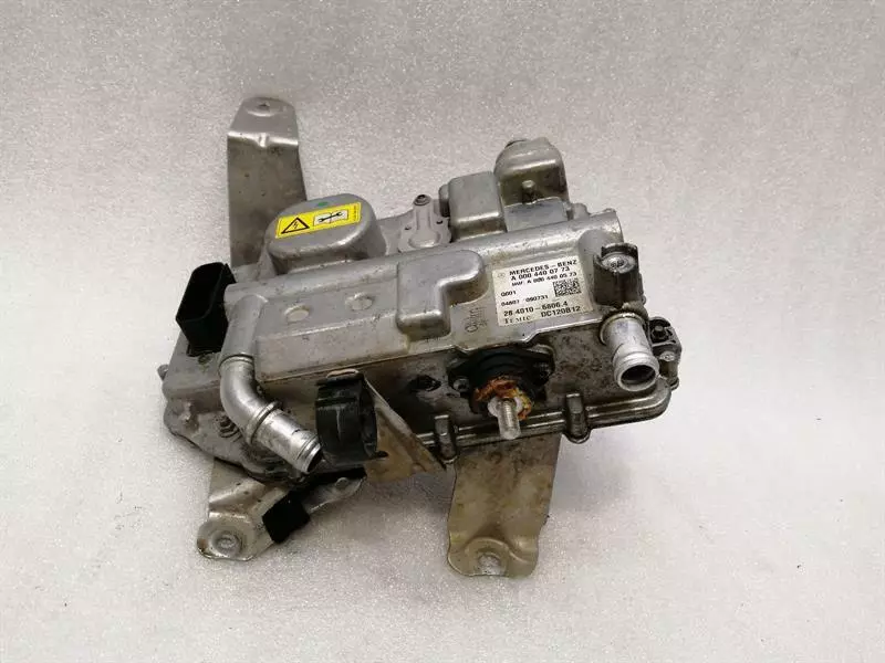Mercedes-Benz A (W169) Mercedes S400 W221 HYBRID Voltage Converter A0004400573 DC/DC Voltage Converter Body type: Saloon
Fuel: Hybrid