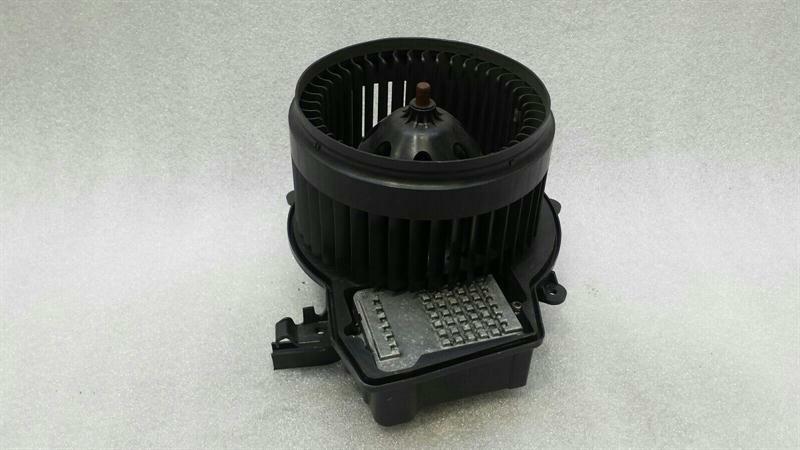 Mercedes-Benz CLK (W209) 2002-2009 Mercedes CLK W209 RHD Heater Blower A2038202614 Right Hand Drive Complete Resistor