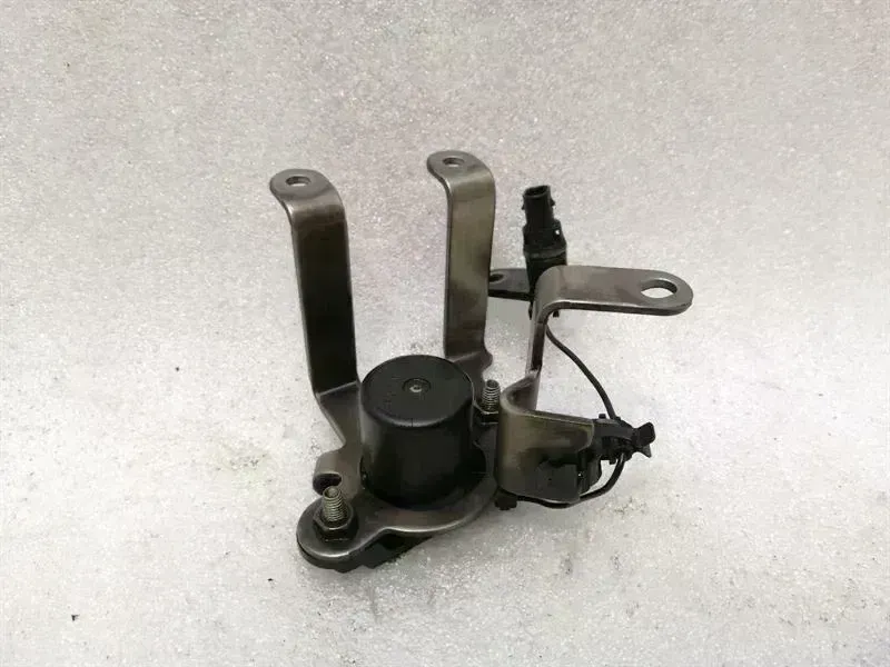 Mercedes-Benz A (W169) Mercedes S-Class W221 Oil Level Sensor A0011531132 Oil Level Sensor Sensor Body type: Saloon
Fuel: Hybrid