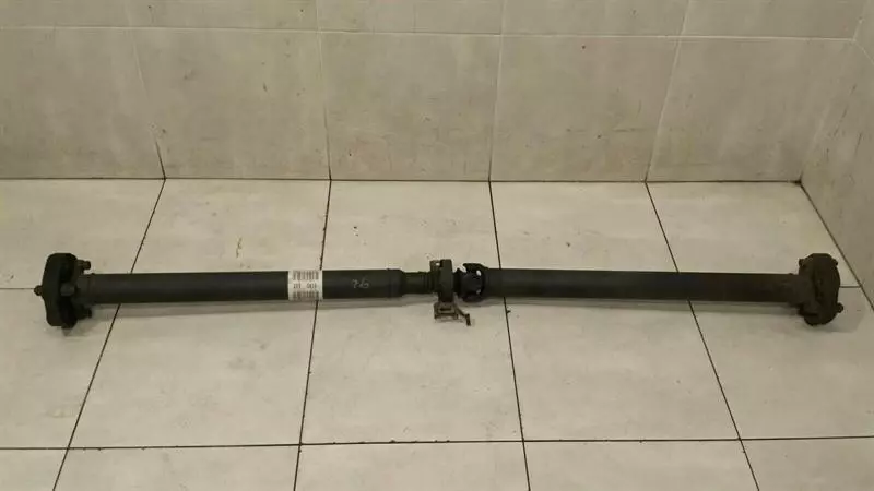 Mercedes-Benz CLK (W209) Mercedes CLK W209 Propshaft A2034101316 Propshaft M272 7G Tronic Body type: Coupe
Fuel: Petrol