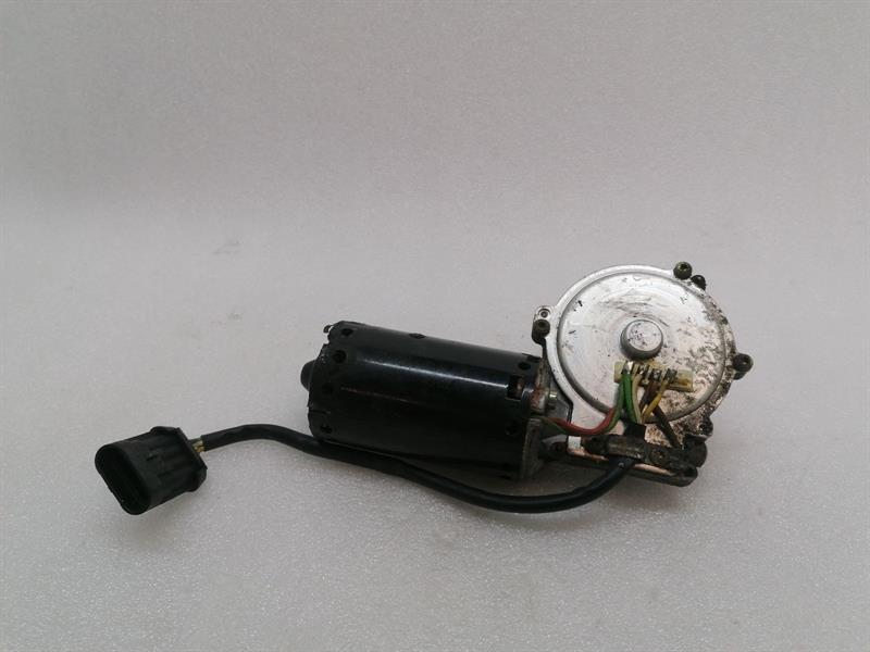 Ferrari 360 1999-2005 Ferrari 360 F131 Front Wiper Engine 65898900 RIGHT HANDLE RHD