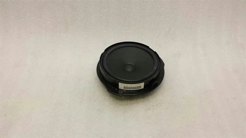 Mercedes GLK X204 Speaker A2048201902 Loudspeakers