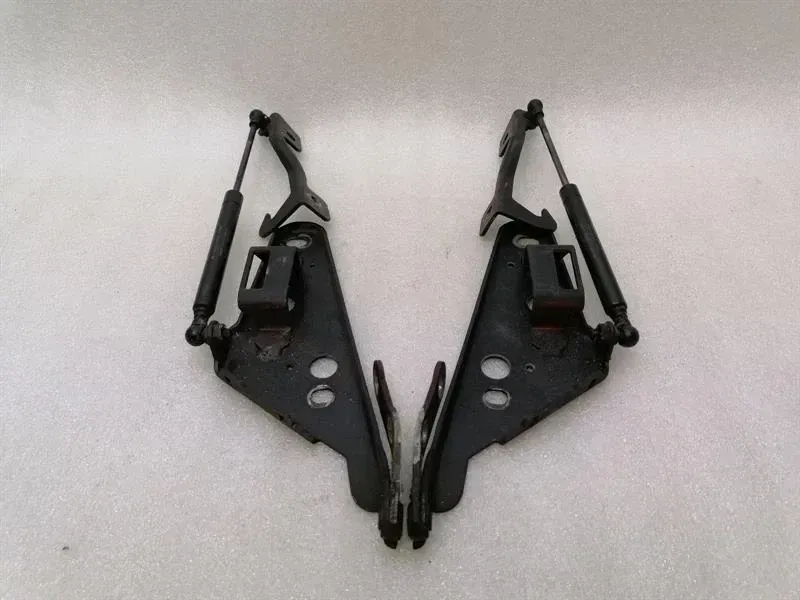 Ferrari 360 1999-2005 Ferrari 360 F131 Bonnet Hinge Set 65712200 Hood Hinge Set