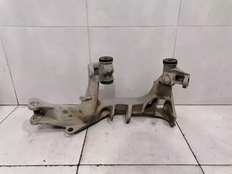 Porsche 911 996 turbo subframe rear left 99633115320 axle frame rear axle Li