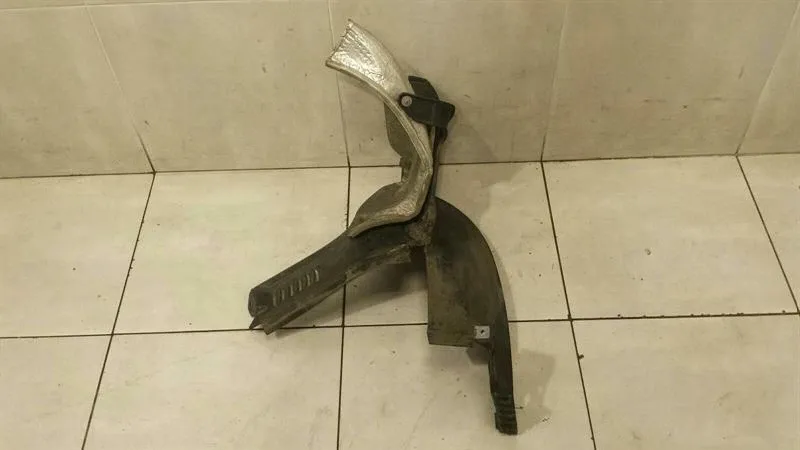 Porsche Cayman 987 rear LHS bracket 98750583101 bumper holder rear left
