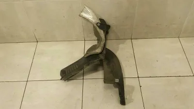 Porsche Cayman 987 aizmugurējais LHS kronšteins 98750583101 bufera turētājs aizmugurē pa kreisi