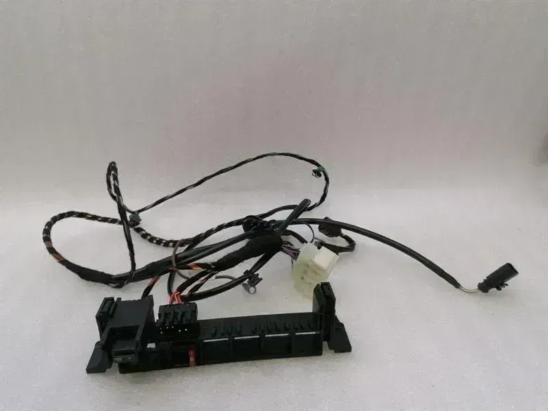 Porsche Boxster (981) PORSCHE CAYMAN 987 WIRING LOOM BOOTLID Wiring Harness Tailgate Body type: Coupe
Fuel: Petrol
