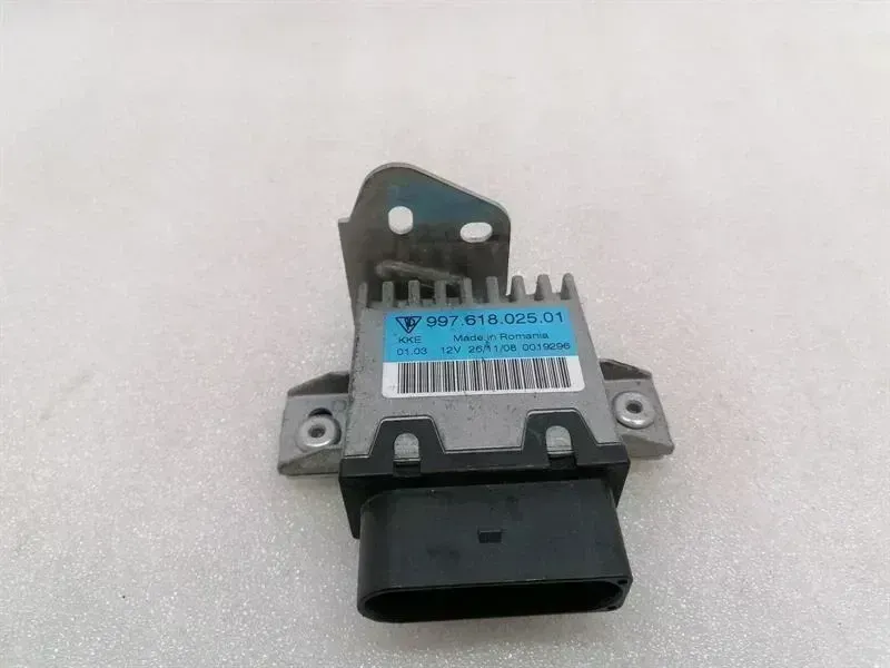 Porsche Boxster (987) Porsche Cayman S 987 fuel pump module 99761802501 control unit fuel pump Body type: Coupe
Fuel: Petrol