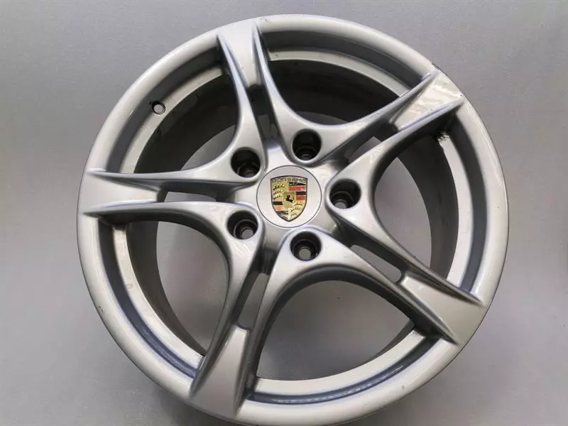 Porsche Boxster (987) R18 18"" Porsche Cayman 987 Alloy Wheel 98736213701 Alloy Rim Body type: Coupe
Fuel: Petrol