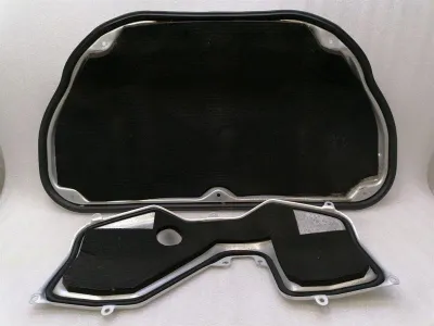 Zestaw osłon termicznych silnika Porsche Cayman 987 98751321101 Zestaw osłon silnika