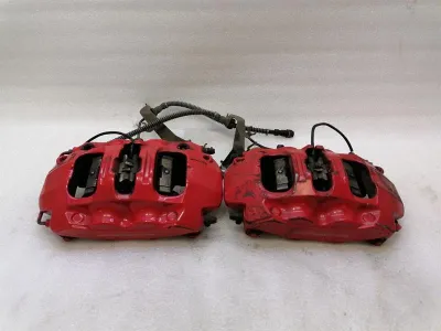 Porsche Cayman 981 priekšējo suportu komplekts 98135142301 bremžu sēdekļu priekšējais komplekts BRAKE