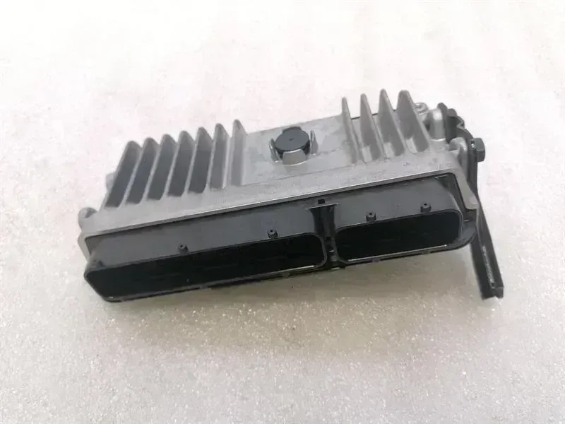 Lexus RX Lexus RX RX450h AL20 Electronic module 89661-4D380 ECU Body type: SUV
Fuel: Hybrid