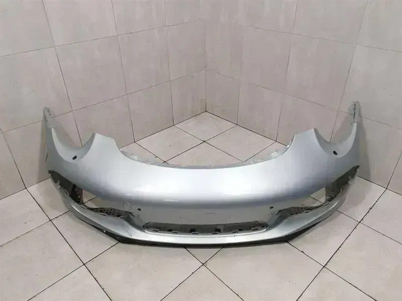 Porsche 911 (992) Porsche 911 991 Front Bumper 99150531100 Front Bumper Body type: Coupe
Fuel: Petrol