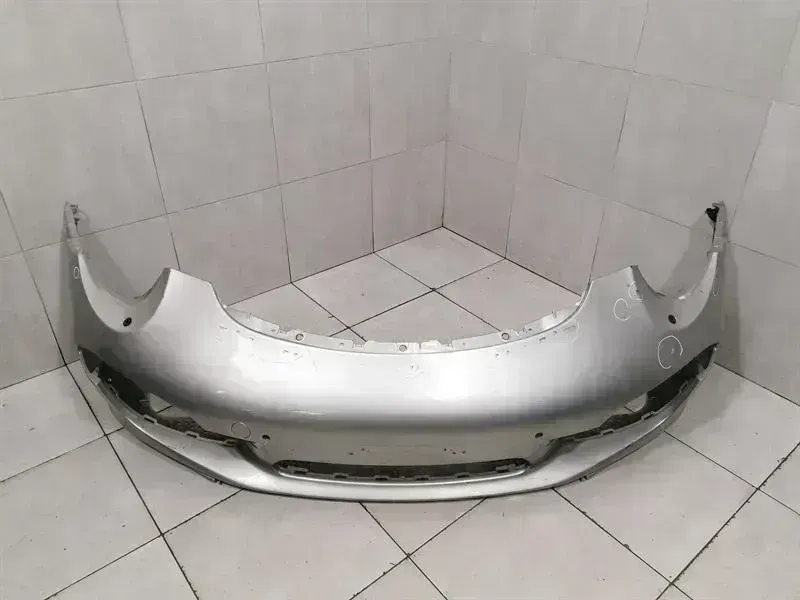 Porsche 911 (992) Porsche 911 991 Front Bumper 99150531100 Front Bumper Body type: Coupe
Fuel: Petrol