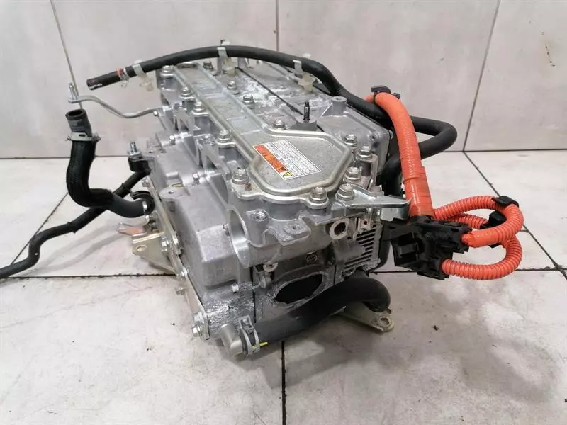 Lexus RX XUS RX RX450h AL20 Electronic Module 181700-0341 Control Unit INVERTER INVERTER Body type: SUV
Fuel: Hybrid