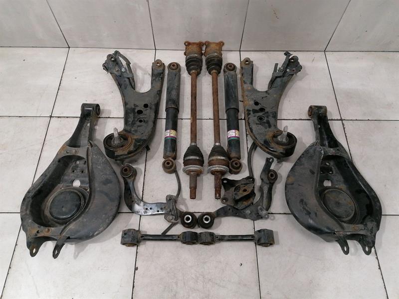 Lexus RX LEXUS RX RX450h AL20 Rear AXLE SET 48760-48061 Rear Handlebar SET Body type: SUV
Fuel: Hybrid