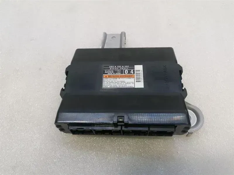 Lexus RX LEXUS RX RX450h AL20 Electronic Module 89540-48541 Control Unit ABS A.B.S Body type: SUV
Fuel: Hybrid