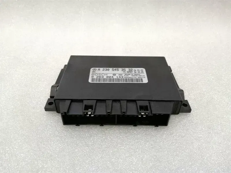 Mercedes-Benz A (W169) Mercedes SL R230 PDC module A2305453532 PTS control unit parking aid Body type: Convertible
Fuel: Petrol