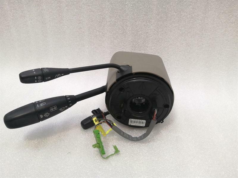 Mercedes-Benz A (W169) Mercedes SL R230 wiper stalks A0285456932 indicator switch steering column switch Body type: Convertible
Fuel: Petrol