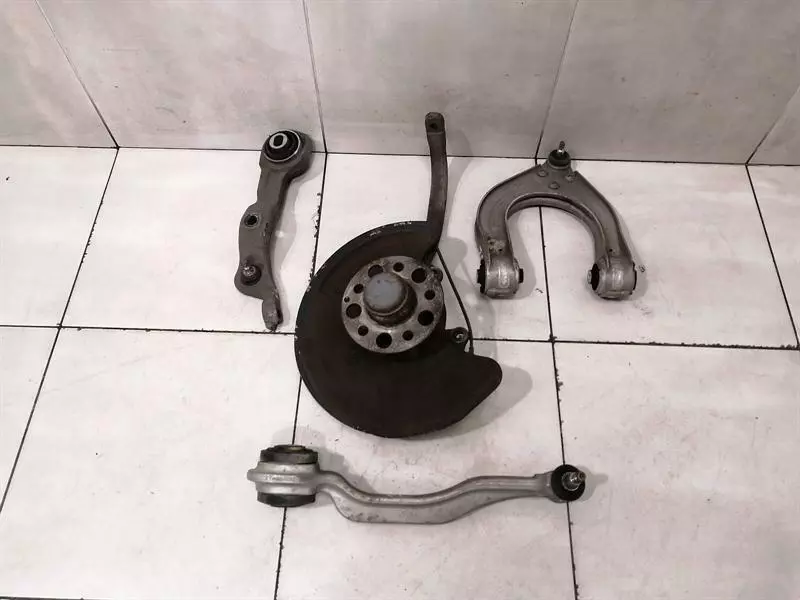 Mercedes-Benz A (W169) Mercedes SL R230 Left Front Hub Set A2113303720 Wheel Bearing Housing Front Left Set Body type: Convertible
Fuel: Petrol