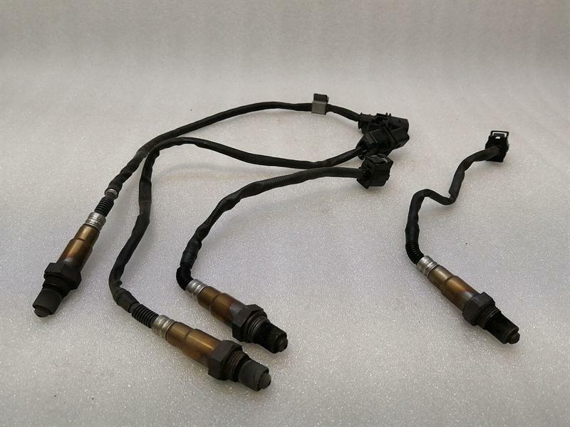 Mercedes-Benz A (W169) Mercedes SL350 V6 R230 Lambda Sensor Set A0045420718 Lambda Sensor Set Body type: Convertible
Fuel: Petrol