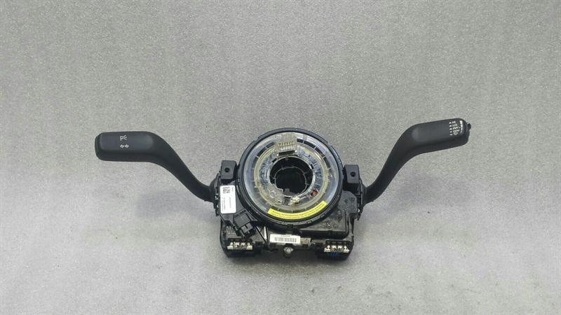 Porsche Boxster (981) Porsche Boxster 981 Wiper Stalks 99161301300 Indicator Switch Steering Stock Switch Body type: Convertible
Fuel: Petrol