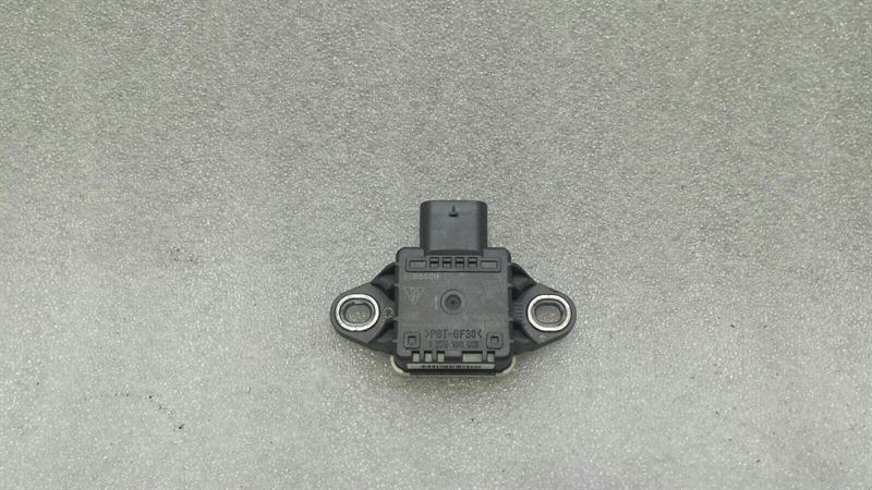 Porsche 911 (991) Porsche Boxster 981 991 Yaw Rate Sensor 99160614501 Rotation Rate Sensor Body type: Convertible
Fuel: Petrol