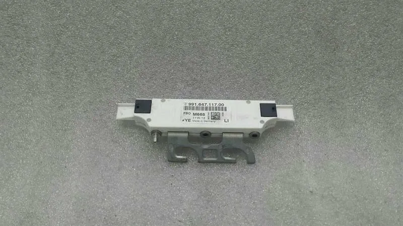 Porsche Boxster 981 Aerial / Antenna 99164711700 Antenna