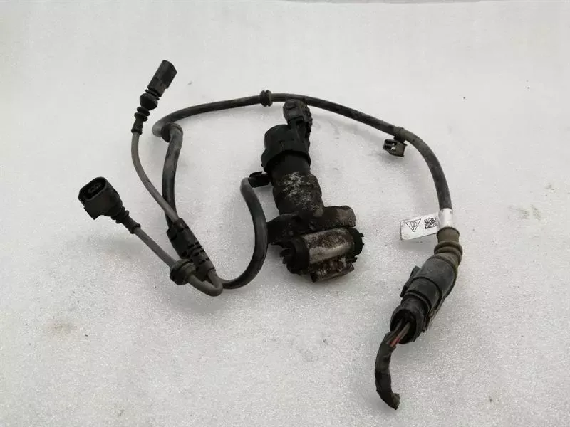 Porsche Boxster 981 Park Brake Engine 97035209105 Actuator Parking Brake