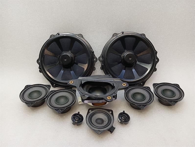 Porsche Boxster (981) Porsche Cayman 981 Bose Speaker Set 7PP035454P Speaker Set BOSE Body type: Coupe
Fuel: Petrol