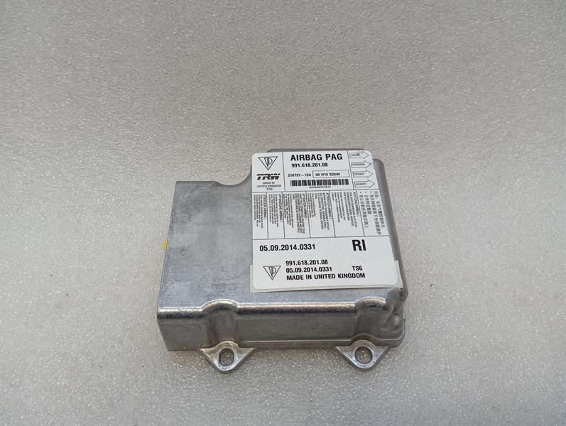 Porsche Boxster (981) Porsche Cayman 981 Safety Module ECU 99161820108 Air Control Unit SRS Body type: Coupe
Fuel: Petrol