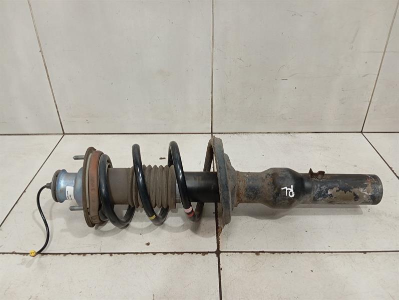 Porsche Boxster (981) Porsche Cayman 981 Shock Absorber Rear 98133303519 Shock Absorber Rear PASM Body type: Coupe
Fuel: Petrol