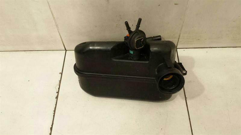 Porsche 911 (991) Porsche 911 991 expansion tank 99110605703 expansion tank cooling water Body type: Coupe
Fuel: Petrol