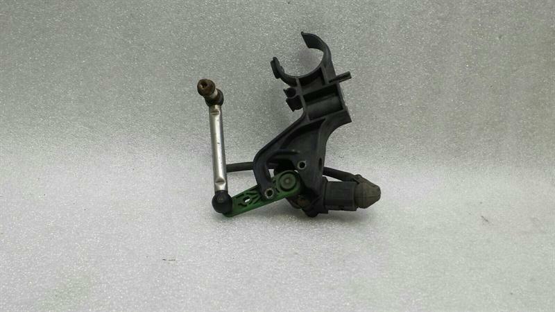 Porsche 911 (991) Porsche 911 991 FRH Leveling Sensor 99163138100 Level Sensor Front Right Body type: Coupe
Fuel: Petrol