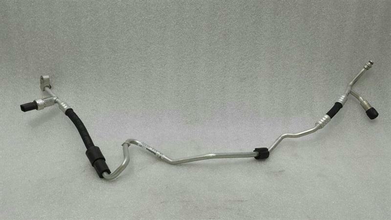 Porsche 911 (991) Porsche 911 991 A/C pipe 99157310907 air conditioning line air conditioning Body type: Coupe
Fuel: Petrol