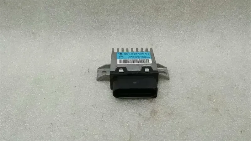 Porsche 911 (991) Porsche 911 991 981 fuel pump module 99161802501 control unit fuel pump Body type: Coupe
Fuel: Petrol