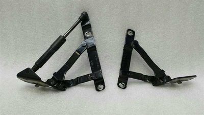 Porsche Boxster 987 Bootsscharnier 98751215102 Heckklappenscharnier Set